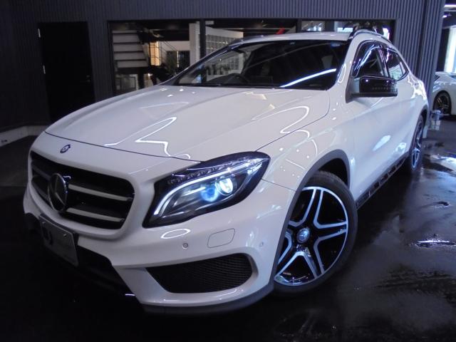 メルセデス・ベンツ GLAクラス GLA180スポーツホワイト＆ブラックE限定車